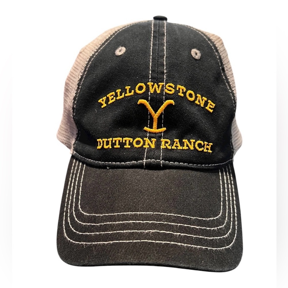 NWT Men's Yellowstone Dutton Ranch Logo Adjustable Trucker Hat